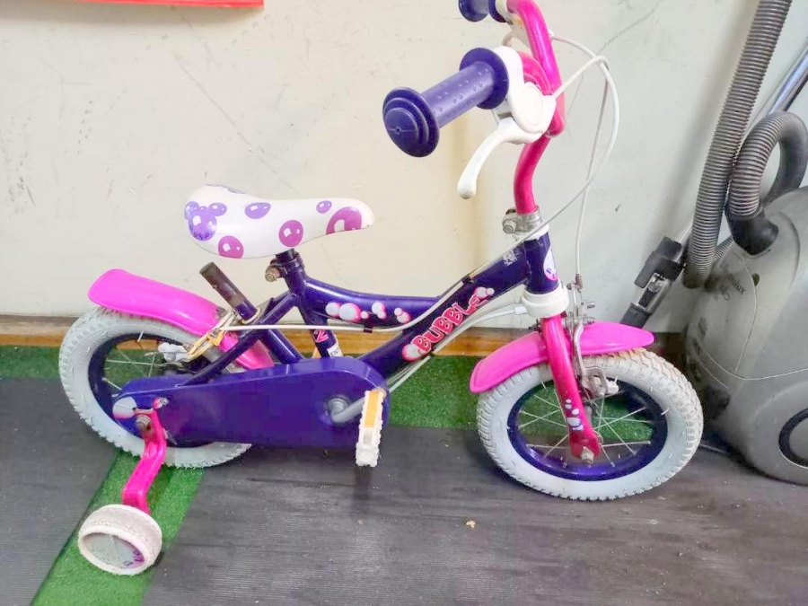 FULL SELECTION OF KIDS BIKES FOR XMAS - Click Image to Close